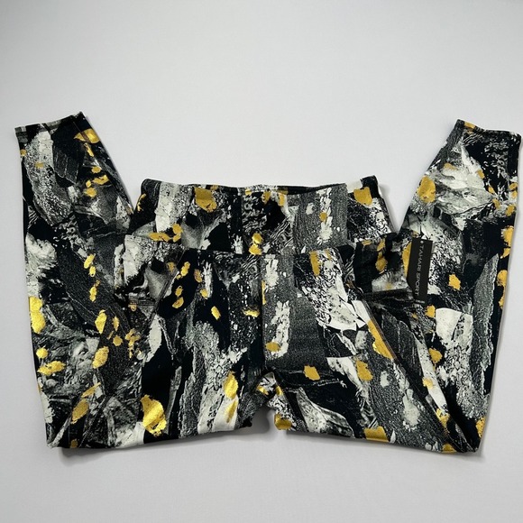Tahari Sport Leggings Medium Black White Gold Abstract Athleisure Activewear - Picture 3 of 7